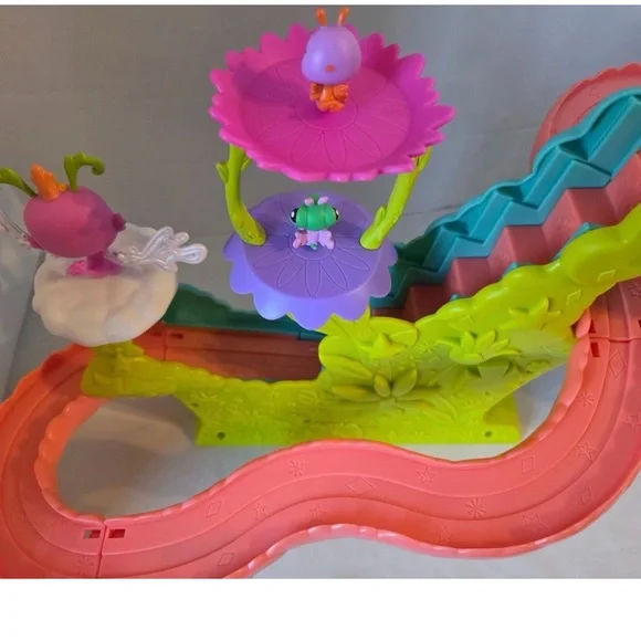 The Littlest Pet Shop Faries Fairy Fun Roller Coaster - Picture 13 of 16